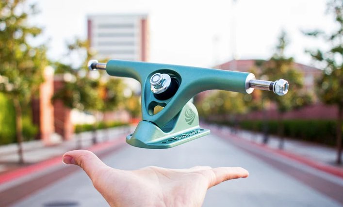 Paris V3 Reverse Kingpin 180mm 50° Sage Green trucks
